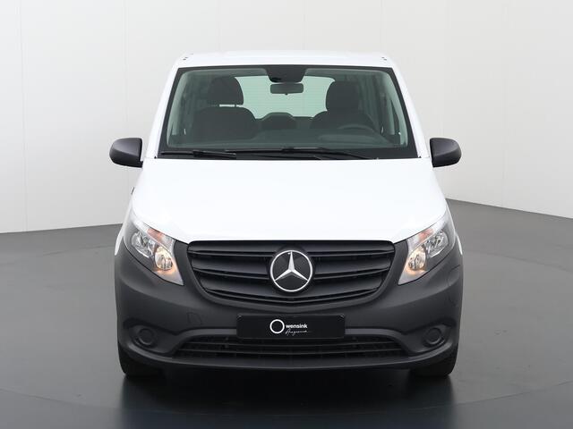 Mercedes-Benz VITO eVito Bestelwagen 66 kWh L2 | Stoelverwarming | Achterdeuren | Navigatie | Airco | Cruise Control | Schuifdeur links en Rechts |