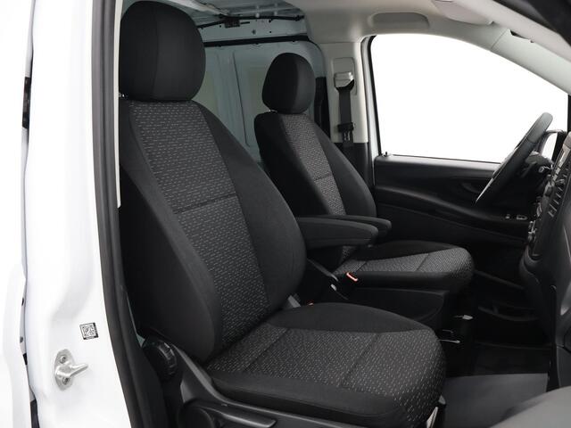 Mercedes-Benz VITO eVito Bestelwagen 66 kWh | Stoelverwarming | Navigatie | Parkeercamera | Airco