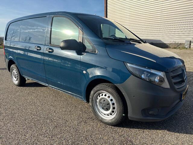 Mercedes-Benz VITO 114CDI L1H1 Airco Navi Cruisecontrol Trekhaak