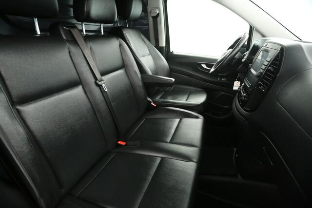 Mercedes-Benz VITO 114 CDI Lang | Aut. | Adap. Cruise | Camera | Clima | 3-Zits | Trekh. | Carplay | Parkeersens. | Stoelverw.