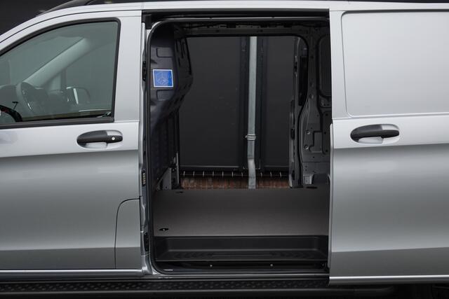 Mercedes-Benz VITO 116Cdi 163Pk 9G-Tronic Aut. | Pro | Extra Lang | Achteruitrijcamera | 2xSchuifdeur | Leder | Trekhaak | Treeplanken | 20''