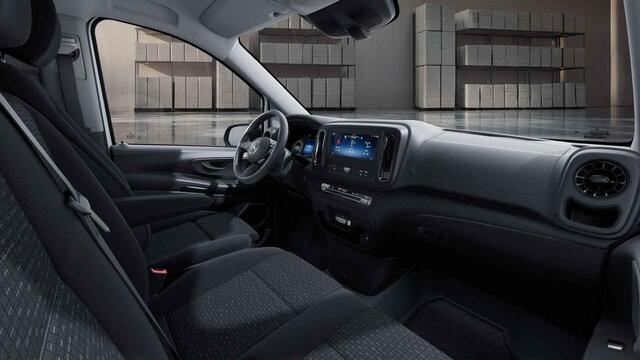 Mercedes-Benz VITO 114 CDI L2 Pro NAVI PARKEERPAKKET TREKHAAK