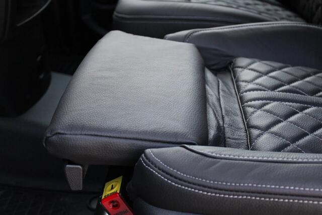 Mercedes-Benz VITO 116 CDI L2 Automaat | BPM VRIJ | Multibeam LED | CarPlay | Camera | Dodehoek | MF Stuur | DAB | Climate control | 3-Zitter | Lederen bekleding