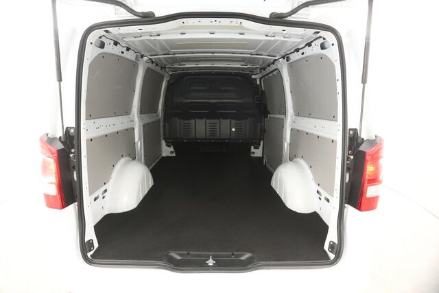 Mercedes-Benz VITO 114 CDI Lang | Aut. | Clima | Adap. Cruise | Camera | 3-Zits | Carplay | Trekh. | Navi