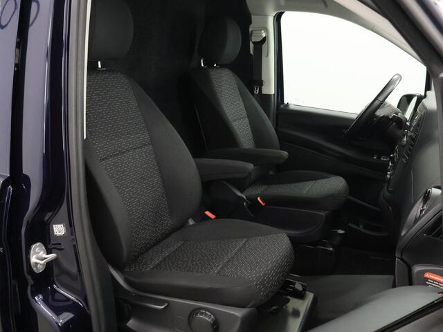 Mercedes-Benz VITO 116 CDI | Aut. | L2 Lang | Adaptieve Cruise Control | LED Koplampen | Climate Controle | LM Velgen | Trekhaak | 2-zits | Achterklep | Bluetooth | Parkeercamera | Certified