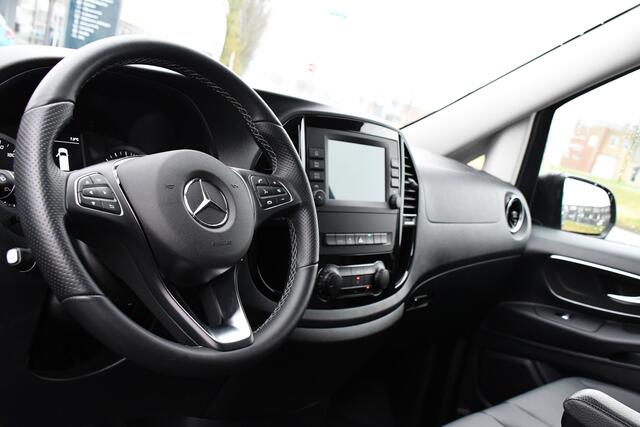 Mercedes-Benz VITO 119 CDI L2 AMG Edition Camera, Cruise, Carplay, 190pk, Leder, Stoelverwarming, LED, Automaat, Luxe, Multimedia, Uniek!