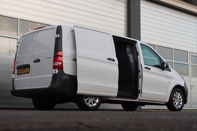 Mercedes-Benz VITO 111 CDI Lang AIRCO/ CRUISE/ TREKHAAK