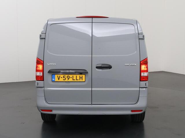 Mercedes-Benz VITO 116 CDI Aut. | Lang L2 | Select | MODEL 2025 | Cruise Control | Parkeercamera | Navigatie | Dodehoekassistent | Lane-Assist | 3-zits | Achterdeuren | Alpine Grijs