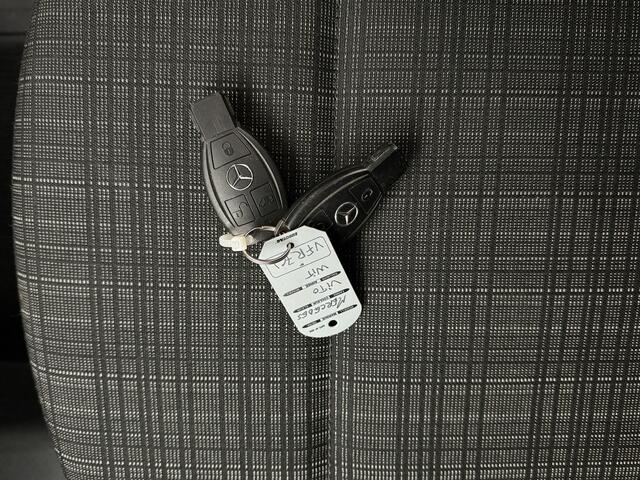 Mercedes-Benz VITO eVito Lang Launch Edition 41 kWh | Achterdeuren | Navigatie | Camera | Airco