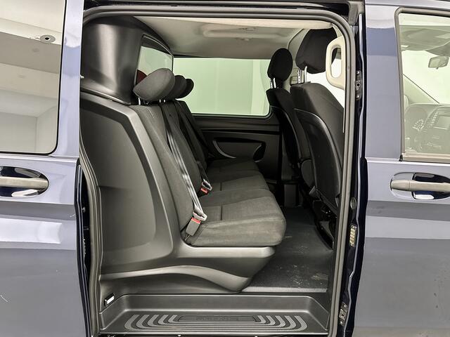 Mercedes-Benz VITO 111 CDI Lang DC Navigatie Dubbele cabine Camera Trekhaak Parkeersensoren