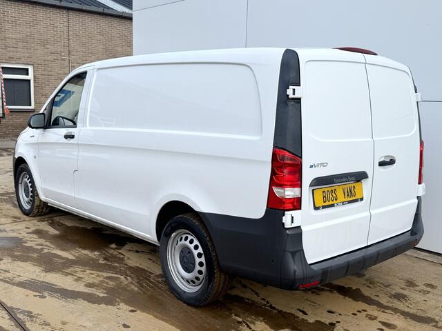 Mercedes-Benz VITO eVito 112 66kWh 280km WLTP 96% (SOH) Snelladen L2H1 Climate Control Cruise Control Stoelverwarming Apple Carplay Parkeersensoren Achter