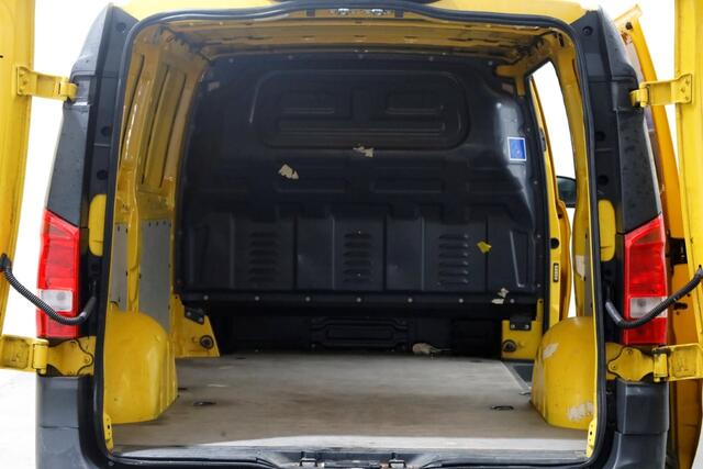 Mercedes-Benz VITO eVito Lang 41 kWh Airco/Camera SOH 91,4% 11-2020