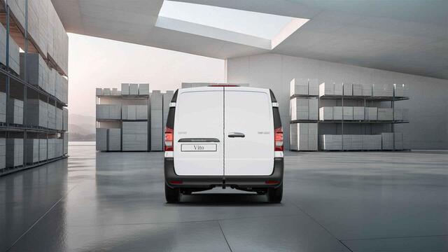 Mercedes-Benz VITO 116 CDI L2 Pro | Navigatie | Digitale Radio | Achteruitrijcamera | Airco | Cruisecontrol | Dodehoekassistent | Comfort Chauffeursstoel | Bijrijdersbank | 2500kg Trekhaak | Certified |