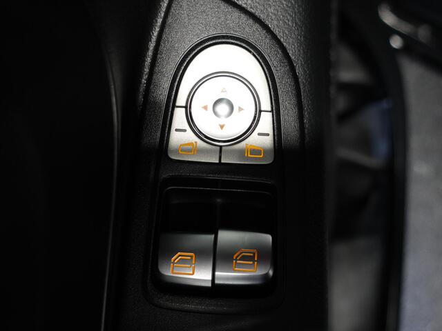 Mercedes-Benz VITO 114 CDI Lang Automaat Airco Bluetooth Camera Trekhaak