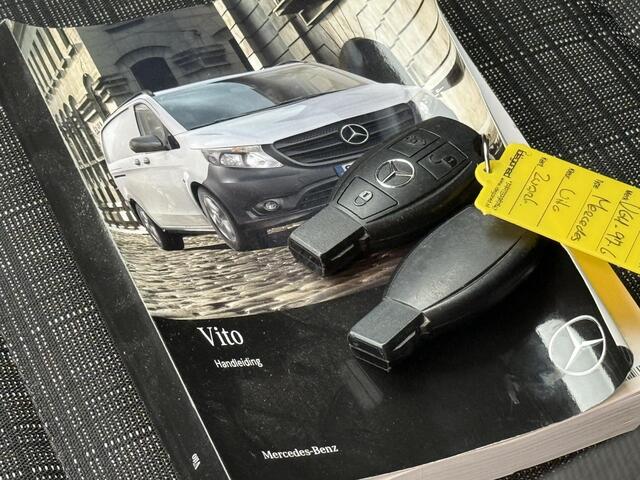 Mercedes-Benz VITO 116 CDI Lang / Automaat / Trekhaak 2000 KG / Schuifdeur links + rechts / Climate Control / Navigatie / Parkeersensoren / Camera / Cruise Control / Bluetooth /
