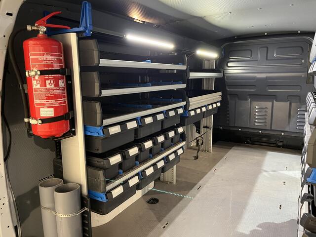 Mercedes-Benz VITO 114 CDI Lang Servicebus / Sortimo Inrichting / Euro 6 / Airco / Cruise Control / PDC / Trekhaak / Klep / 3-Zits