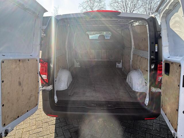 Mercedes-Benz VITO 116 CDI Extra Lang | SCI | 163pk Automaat | Stoelverwarming | Betimmering | Trekhaak