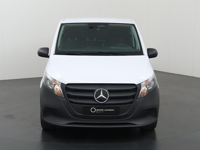 Mercedes-Benz VITO 116 CDI | Aut. | Lang L2 | Pro | Navigatie | Digitale Radio | Achteruitrijcamera | Airco | Cruisecontrol | Dodehoekassistent | Comfort Chauffeursstoel | Bijrijdersbank | 2500kg Trekhaak | Certified |