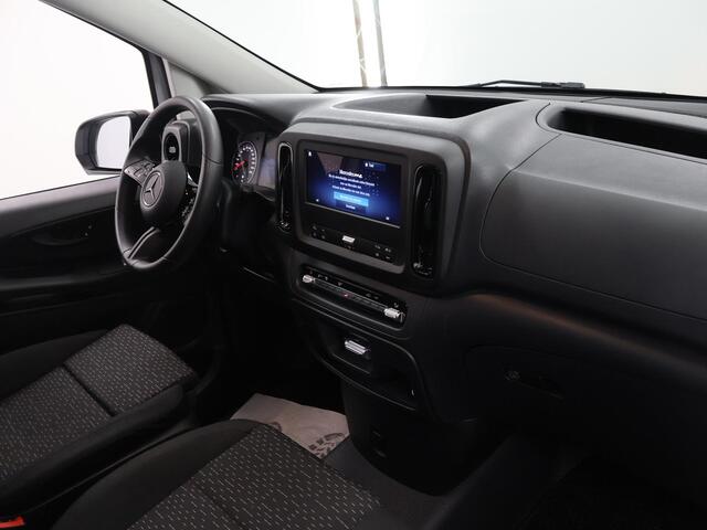 Mercedes-Benz VITO 116 CDI | Aut. | Lang L2 | Pro | Navigatie | Digitale Radio | Achteruitrijcamera | Airco | Cruisecontrol | Dodehoekassistent | Comfort Chauffeursstoel | Bijrijdersbank | 2500kg Trekhaak | Certified |