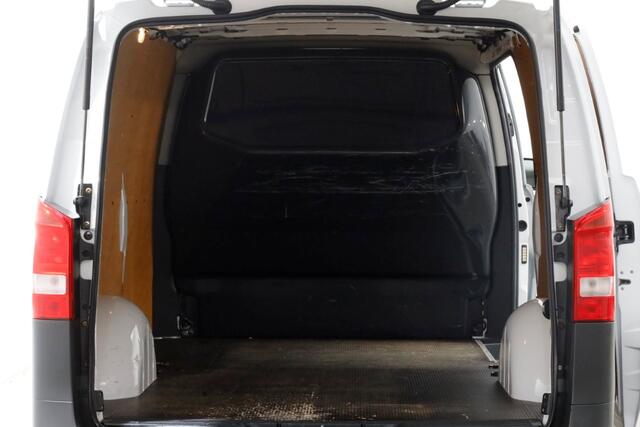 Mercedes-Benz VITO 110 CDI 110pk RWD XL Extra Lang Airco/Navi/Camera 12-2022