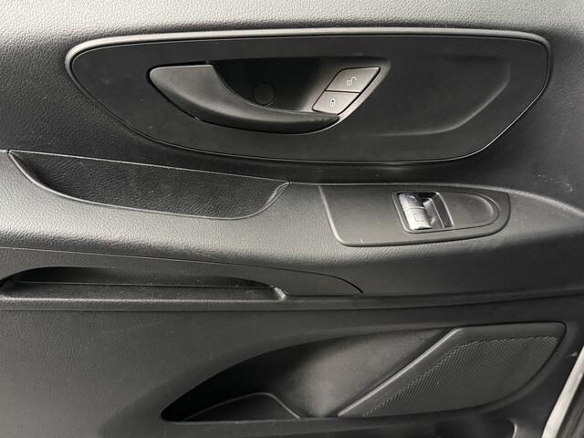 Mercedes-Benz VITO 114CDi Automaat XXL Personenbus | 9-Persoons | Airco | Cruise | Taxigoedkeuring | Prijs Inclusief ¤ 25.289,--