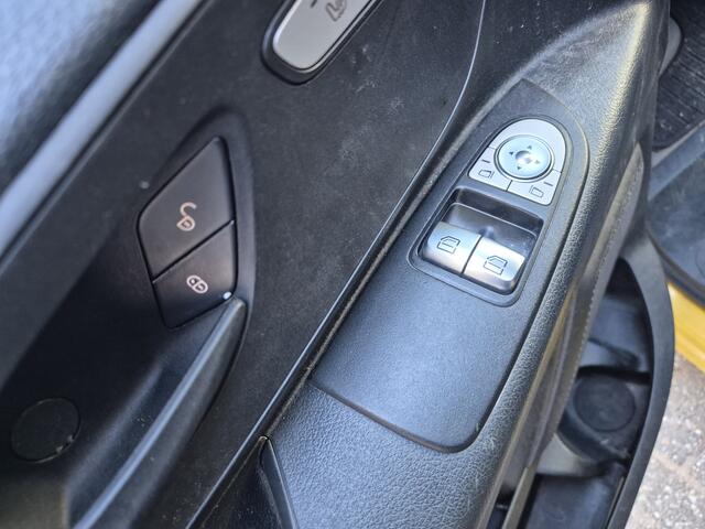 Mercedes-Benz VITO eVito Lang 41 kWh zeer mooi camera airco l2h1 verwarmdestoel lang