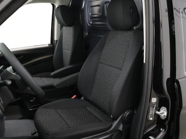 Mercedes-Benz VITO eVito Bestelwagen 112 L2 66 kWh | Navigatie | Achteruitrijcamera | 80 kWh Snelladen | Achterdeuren | Dodehoekassistent |