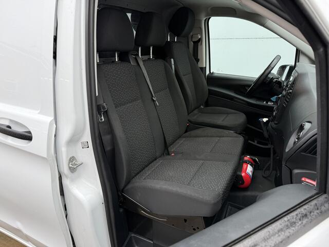 Mercedes-Benz VITO 116 2.1 CDI Automaat L2H1 Adaptieve LED-verlichting Climate Control Cruise Control Trekhaak Carplay Camera Stoelverwarming