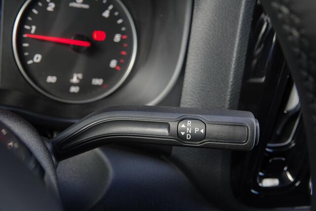 Mercedes-Benz VITO 116Cdi 163Pk 9G-Tronic Aut. | Pro | Extra Lang | Achteruitrijcamera | 2xSchuifdeur | Leder | Spoilerpack | Trekhaak | Treeplanken | 20''