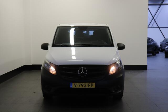 Mercedes-Benz VITO 111 CDI Extra Lang EURO 6 - Airco - Camera - Trekhaak - ¤8.950,- excl.