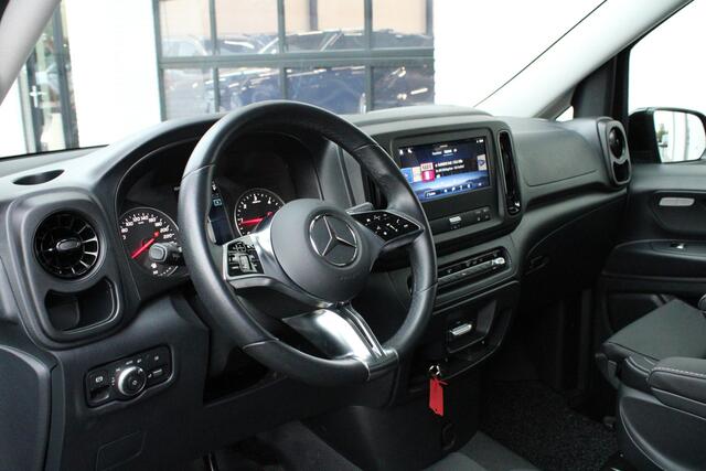 Mercedes-Benz VITO 119 CDI / Aut / Lang / DC / 2x Schuifdeur / Leer / Led / Camera / Vol Opties / NIEUWSTAAT