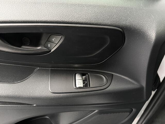 Mercedes-Benz VITO 114CDI Automaat Personenbus | 9-Persoons | Extra Lang | Prijs incl BTW ¤ 27527,50 | Airco | Cruise | 2-2-2-3 Stoelopstelling