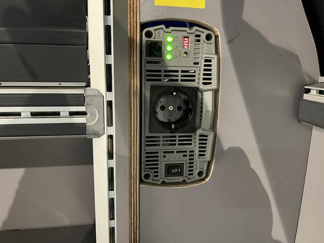 Mercedes-Benz VITO 116 CDI Automaat RDW Servicebus / Sortimo Inrichting / Euro 6 / 220V. / Airco / CarPlay / Camera / Trekhaak / Cruise Control / LED / 38.300 KM !!