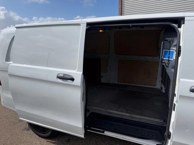 Mercedes-Benz VITO 116CDI L3H1 Automaat Airco Navi Cruisecontrol Trekhaak EURO 6