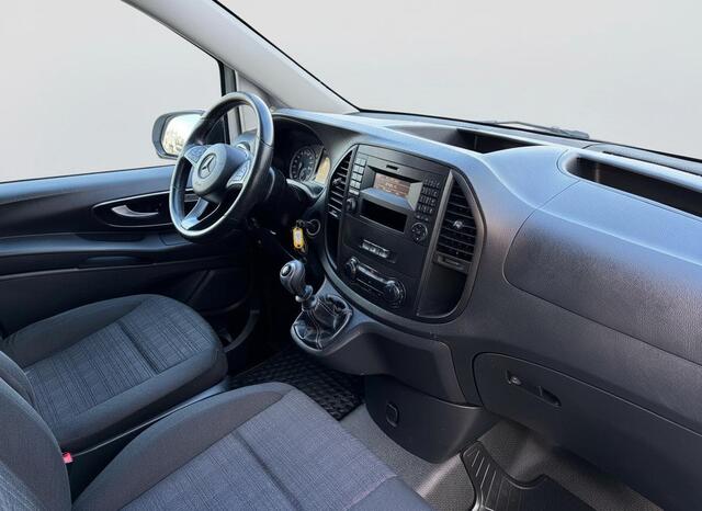Mercedes-Benz VITO 110 CDI AIRCO - TREKHAAK - CRUISE - STOELVERWARMING - BUMPERS IN KLEUR