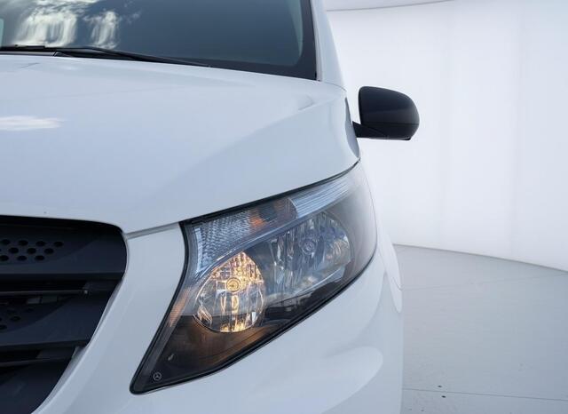 Mercedes-Benz VITO 110 CDI AIRCO - TREKHAAK - CRUISE - STOELVERWARMING - BUMPERS IN KLEUR