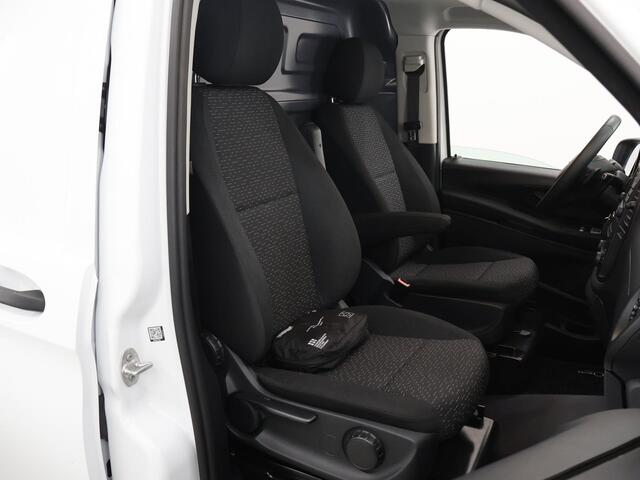 Mercedes-Benz VITO eVito | L2 Lang | 66 kWh | 285 KM RANGE WLTP | Stoelverwarming | Navigatie | Parkeercamera | Airco | Stoel - Stoel | Certified