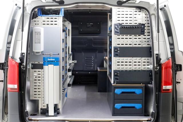 Mercedes-Benz VITO 114 CDI 136pk Compact 9G Automaat 2x Schuifdeur/LED/Camera/Inrichting 11-2022