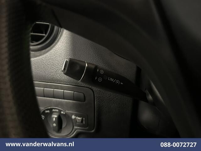 Mercedes-Benz VITO 114 CDI 136pk L2H1 Euro6 Airco | Navigatie | Camera | Cruisecontrol | Stoelverwarming Parkeersensoren, Trekhaak, Bijrijdersbank
