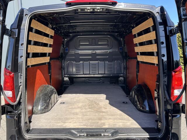 Mercedes-Benz VITO 114 CDI 136 PK / 9G-TRONIC / L2H1 / 1e EIG. / CAMERA / TREKHAAK / 2x SCHUIFDEUR / ECC / CRUISE / LED KOPLAMPEN