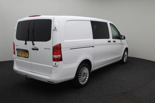 Mercedes-Benz VITO 116 CDI Lang L2H1 2022 Carplay | LED | Navigatie | Trekhaak | Airco | Camera | Parkeersensoren | Lichtmetaal | Stoelverwarming | Cruise control | Elektrische ramen + spiegels |