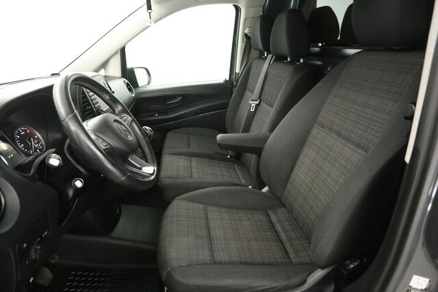 Mercedes-Benz VITO CDI Lang 140PK | Marge | Airco | Cruise | 3 Zits | Trekhaak | Parkeersens. | Stoelverw.
