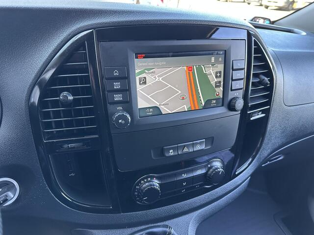 Mercedes-Benz VITO 110 CDI L2 Airco Navigatie Parkeersensoren Achterdeuren Apple Carplay etc