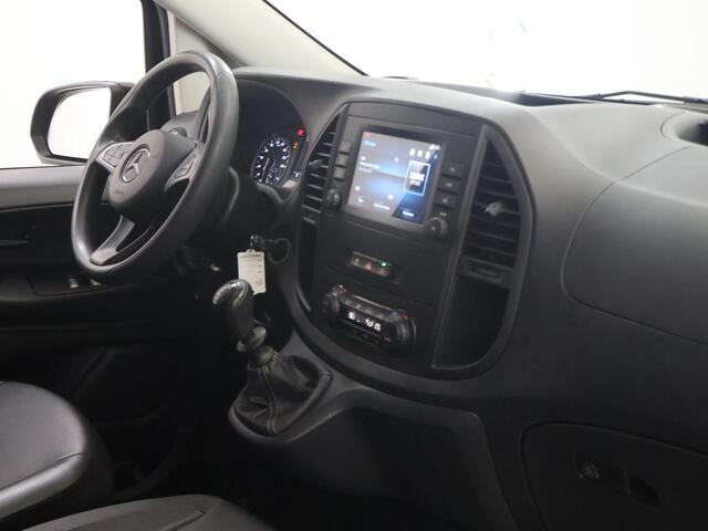 Mercedes-Benz VITO 114 CDI | Lang L2 | Climate Control | 3-zits | Trekhaak | Bumpers in kleur | LED Koplampen | Parkeercamera | Certified