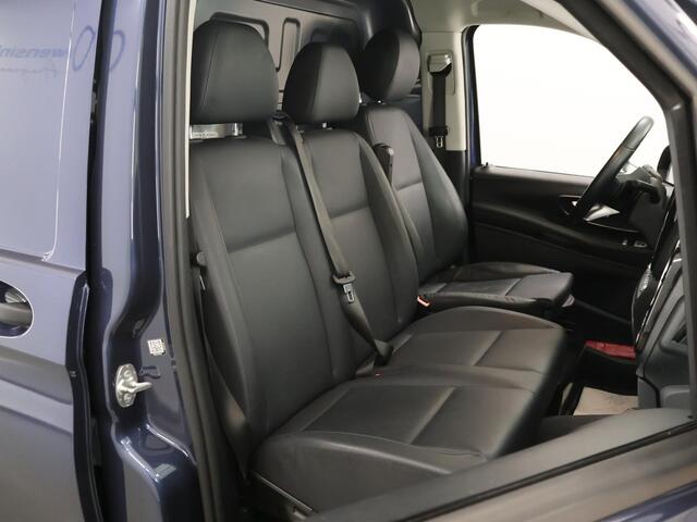 Mercedes-Benz VITO 116 CDI | Aut. | XL L3 | Select | Lederen Stuurwiel | Trekhaak 2500kg | Verwarmde Bestuurders Comfortstoel | Bijrijdersbank | Betimmering Laadruimte | Parkeerpakket | Airco | Dodehoekwaarschuwing | Certified |