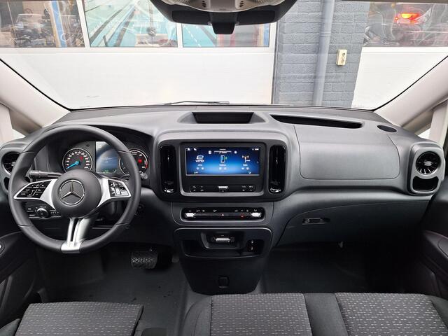 Mercedes-Benz VITO eVito 112 L2 60 kWh | Achteruitrijcamera | Dodehoekassistentie | Stoelverwarming Bestuurdersstoel | Tweezits Bijrijdersbank | Spoorassistent