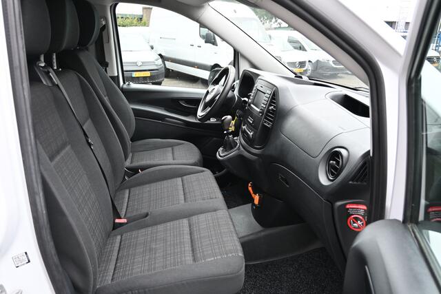 Mercedes-Benz VITO 111 CDI L2 MARGE Airco, Camera, Trekhaak