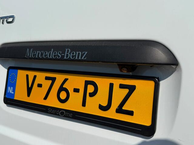 Mercedes-Benz VITO 114 CDI Lang 2.0 RWD I Trekhaak I Automaat I Distronic I Stoelverwarming I Camera I Audi MB 40 I Alarm klasse 3 I DAB I Airco l Regensensor l Tweezitsbank l I Houten vloer I Deuren 180 gr te openen l