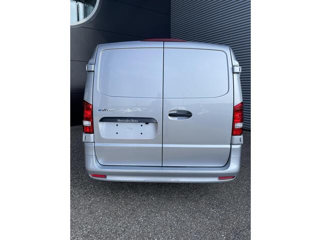 Mercedes-Benz VITO eVito 112 L2 60 kWh | Stoelverwarming | Cruise Control | Smartphone Installatie