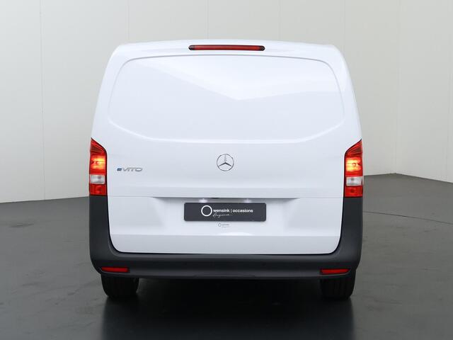 Mercedes-Benz VITO eVito Bestelwagen L2 66 kWh | Stoelverwarming | Apple Carplay | Achteruitrijcamera | Airco | Cruise Control | Dodehoekassistent |